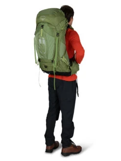 Osprey Atmos AG 50 Tursekk Herre (2022) -Osrey Butikk Atmos 50L S22 OnBody2 MythicalGreen web