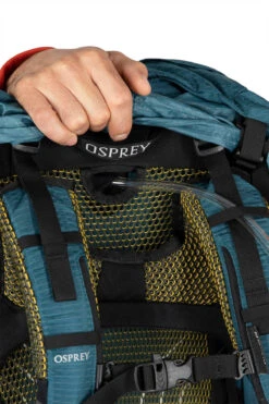 Osprey Atmos AG 65 Tursekk Herre -Osrey Butikk Atmos 65L S22 Detail16 VenturiBlue web 43821120 b13f 461c 8d11 125d9ac70121