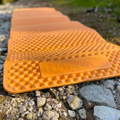 Exped FlexMat Liggeunderlag 14 Exped FlexMat Liggeunderlag -Osrey Butikk EXPED FlexMat Liggeunderlag paa steiner