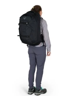 Osprey Fairview 40 Reisesekk Dame 32 Osprey Fairview 40 Reisesekk Dame -Osrey Butikk Fairview 40L F22 OnBody2 Black web