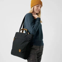 Totepack No.1 Veske -Osrey Butikk Fjellreven Totepack No 1 Veske dame modell skulderbag