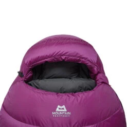 Mountain Equipment Glacier 1000 Sovepose (Dame) -Osrey Butikk Mountain Equipment Glacier 1000 Sovepose Dame Foxglove hette detalj