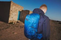 Osprey Talon Earth 22 Dagstursekk -Osrey Butikk OE S22 Talon Earth BLUE FINAL SELEZIONE03 web