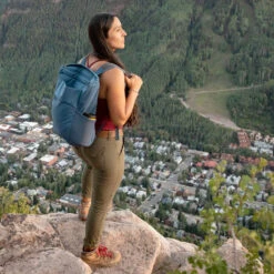 Osprey Daylite Tote Pack Handleveske 16 Osprey Daylite Tote Pack Handleveske -Osrey Butikk Osprey Daylite Tote Pack Handleveske modell utsikt