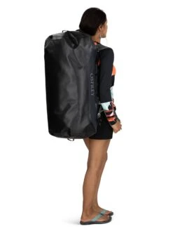 Osprey Transporter WP Duffel 70 Liter -Osrey Butikk TransporterWPDuffel F22 OnBody6 TunnelVisionGrey web e9424ef9 a92a 4128 920e a364e53755f3