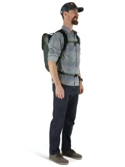 Osprey Transporter Flap 40 Osprey Transporter Flap -Osrey Butikk Transporter Flap F21 OnBody1 HaybaleGreen web