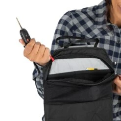 Osprey Arcane Roll Top WP 18 Ryggsekk 24 Osprey Arcane Roll Top WP 18 Ryggsekk -Osrey Butikk arcanewp 25l s22 detail6 stonewashblack.jpg 1